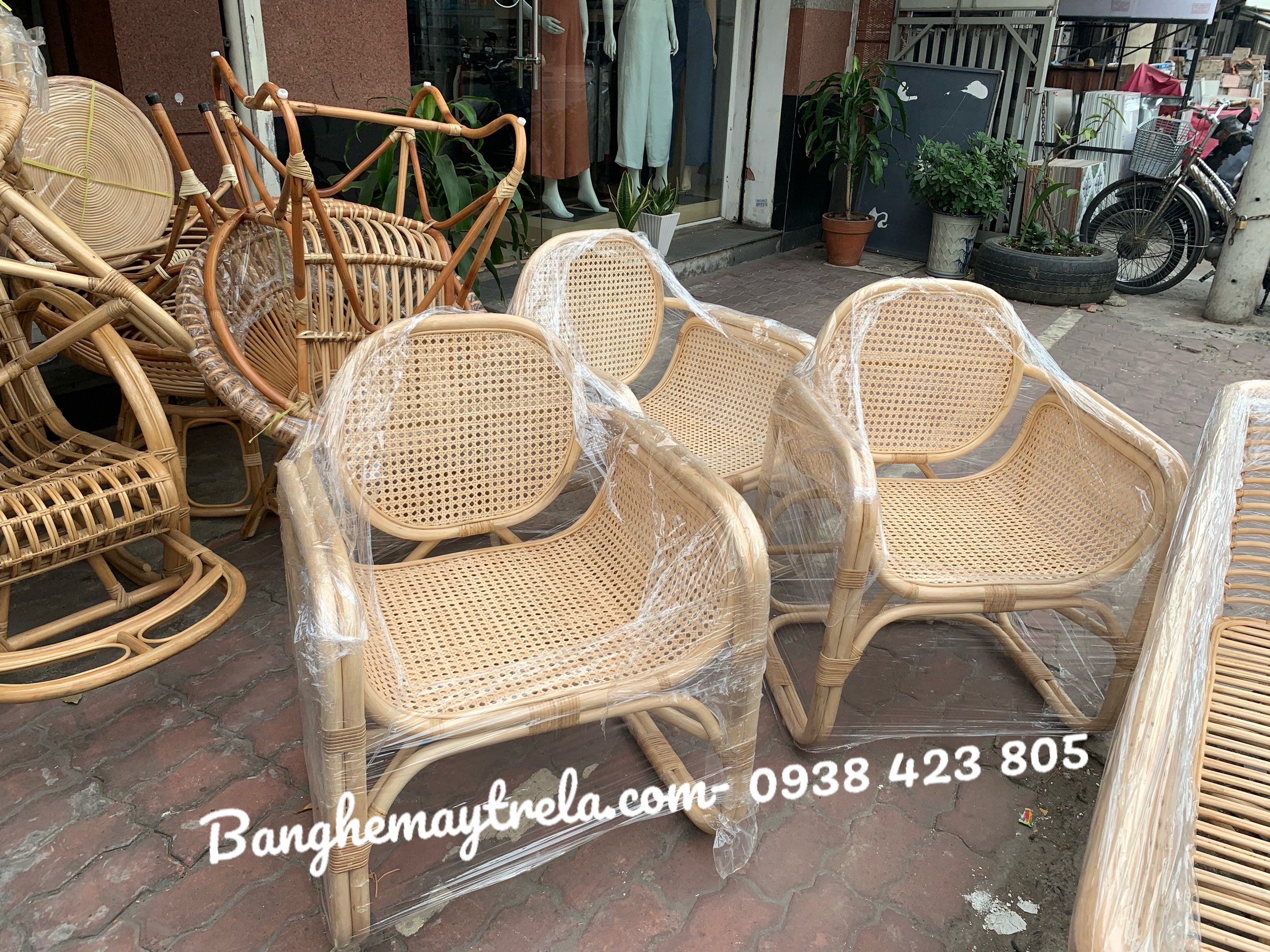 Ghế mây vuông kết hợp lưới mắt cáo